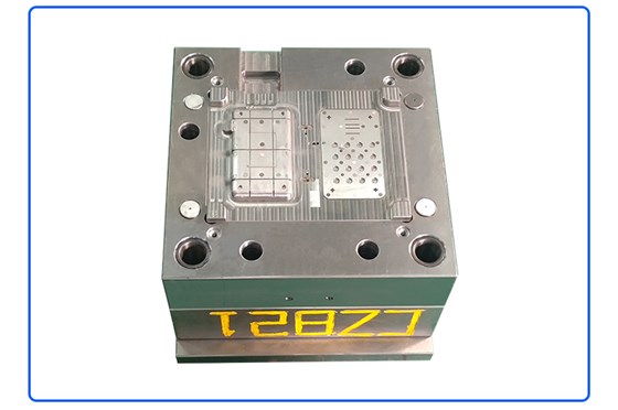 移动电源外壳模具加工案例CZ821 深圳注塑模具加工价格