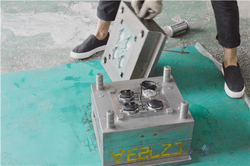 汽车注塑模具