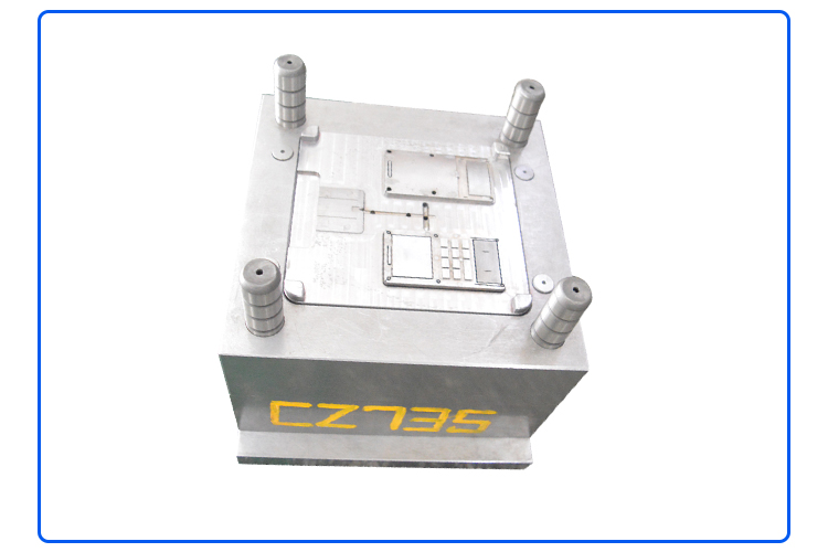 遥控器模具加工案例CZ735 生产注塑模具